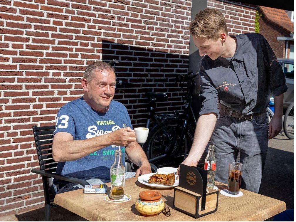 Appeltaart met slagroom